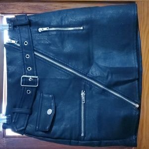 Fashion Nova Faux Black Leather Skirt XS